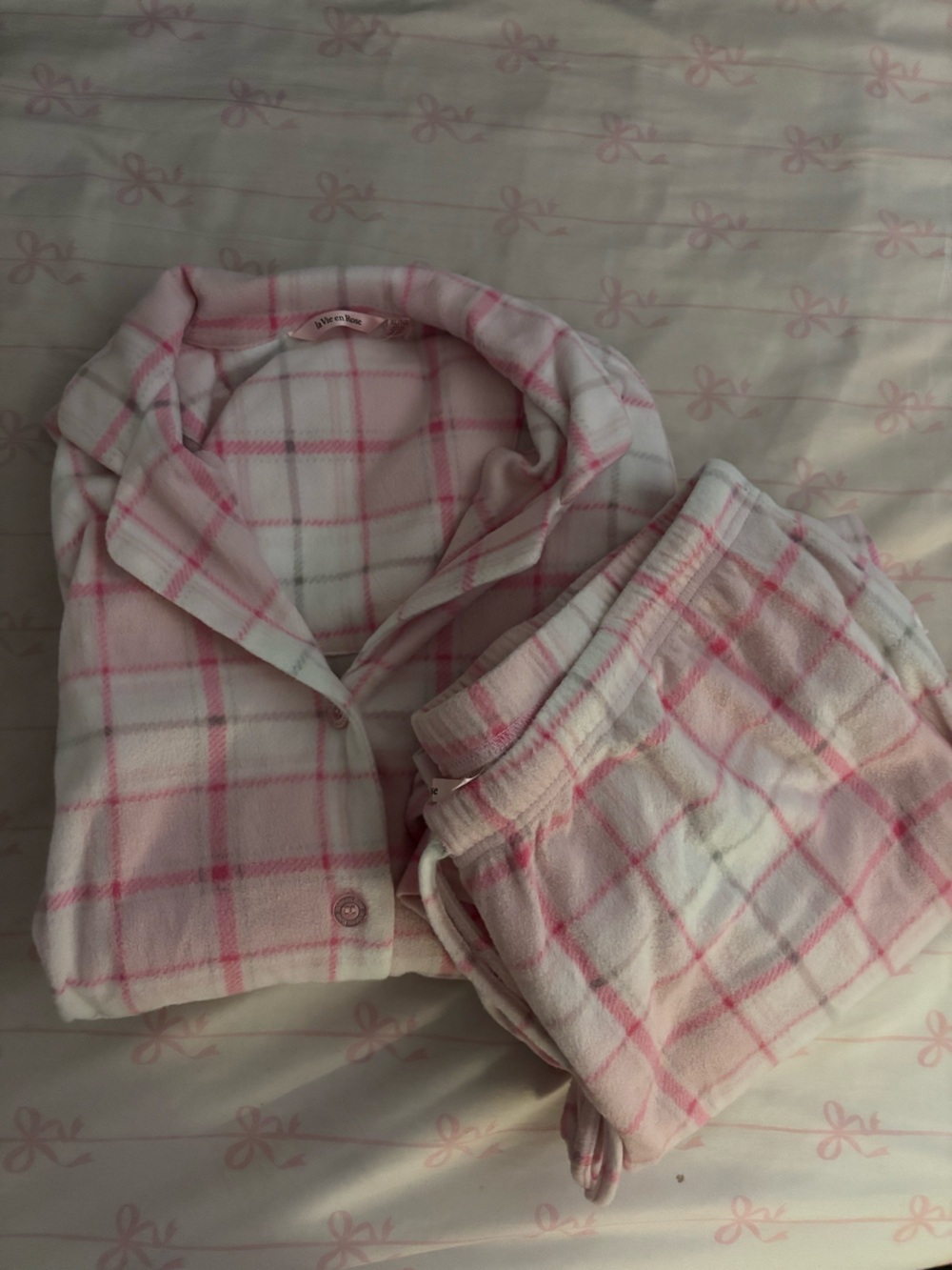 Victoria's Secret Pink and White Plaid Fleece Pajama Set